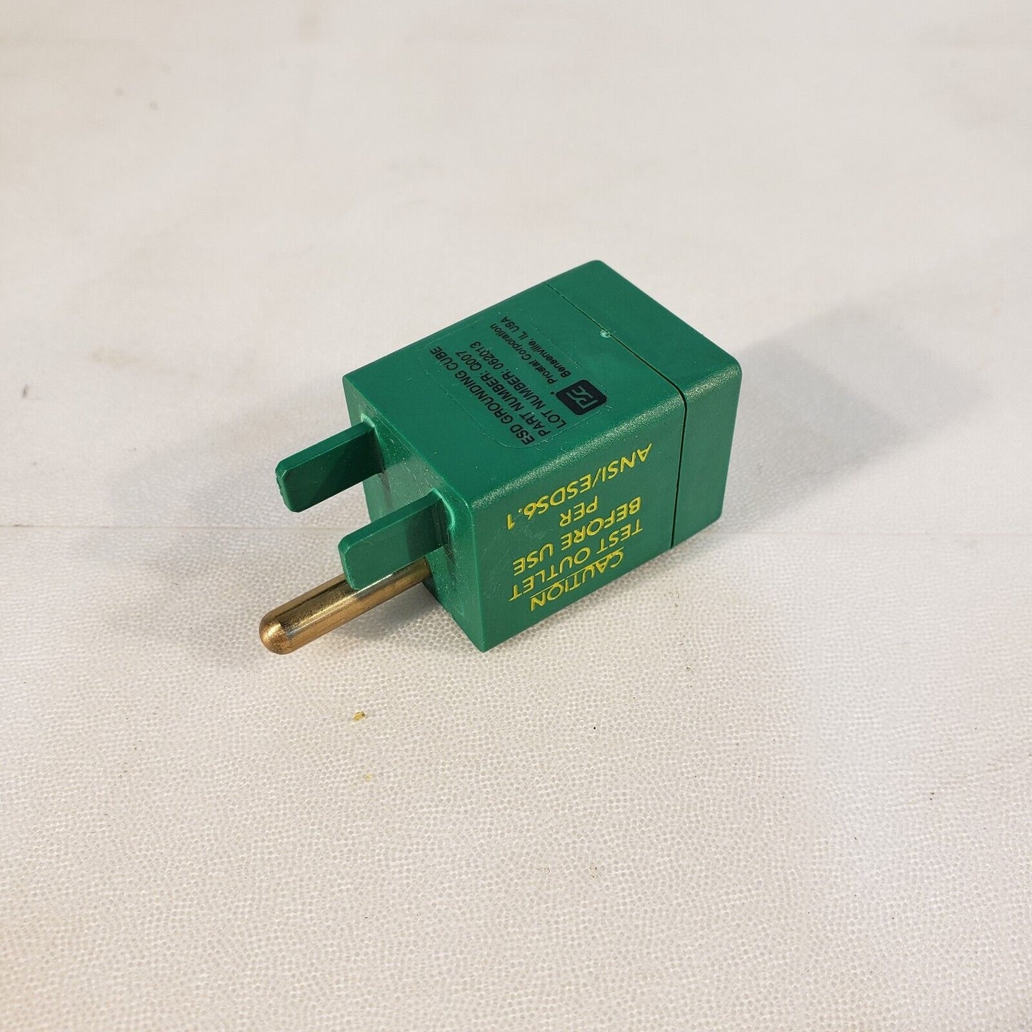 Qube Prostat Corporation Q007 ESD Earth Bonding Outlet Grounding Cube