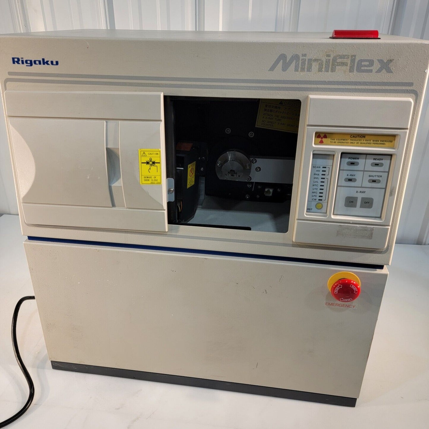 Rigaku MiniFlex Benchtop Powder XRD Diffractometer 2005E302