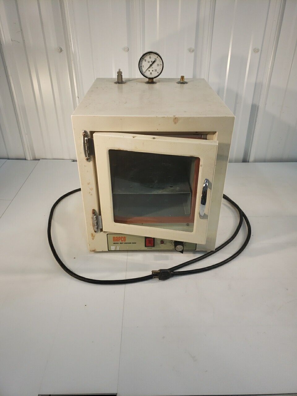 Napco 5831 Laboratory Vacuum Oven E-Sr Benchtop 120v 550W Lab Working, Holds Vac