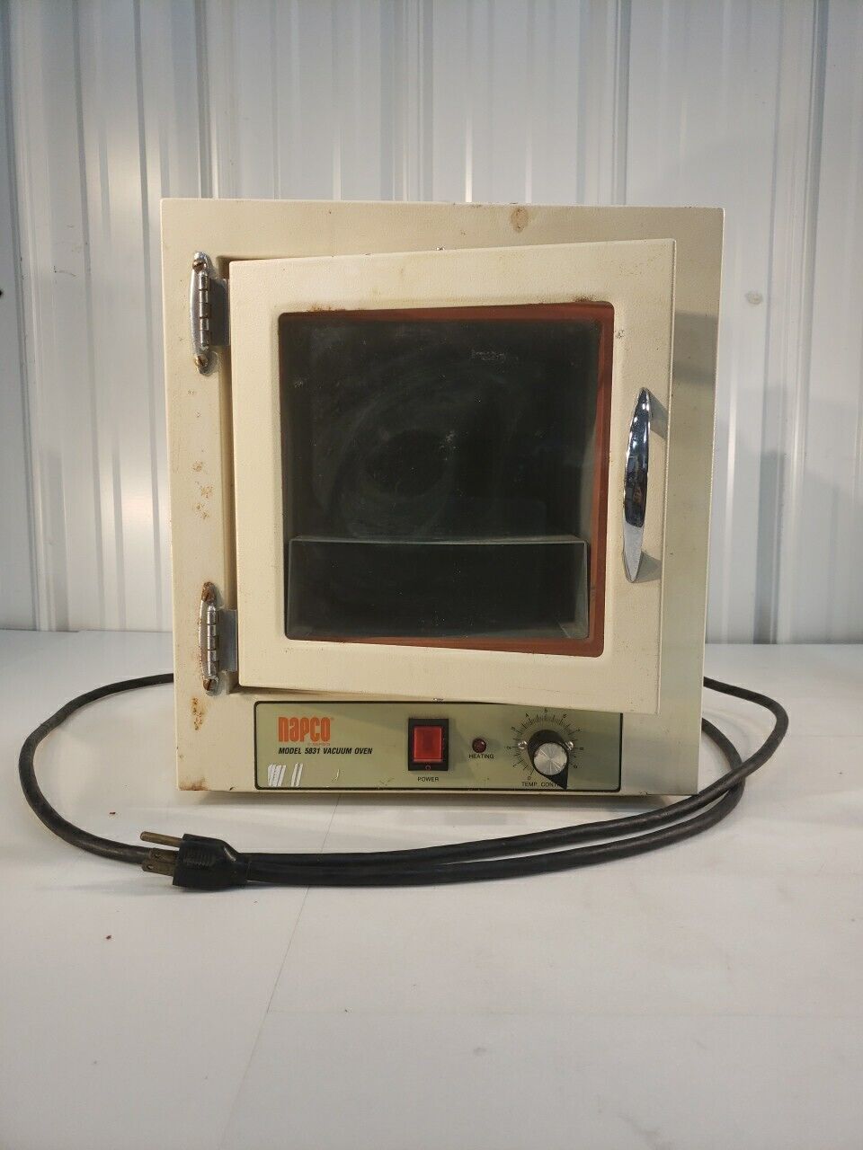 Napco 5831 Laboratory Vacuum Oven E-Sr Benchtop 120v 550W Lab Working, Holds Vac