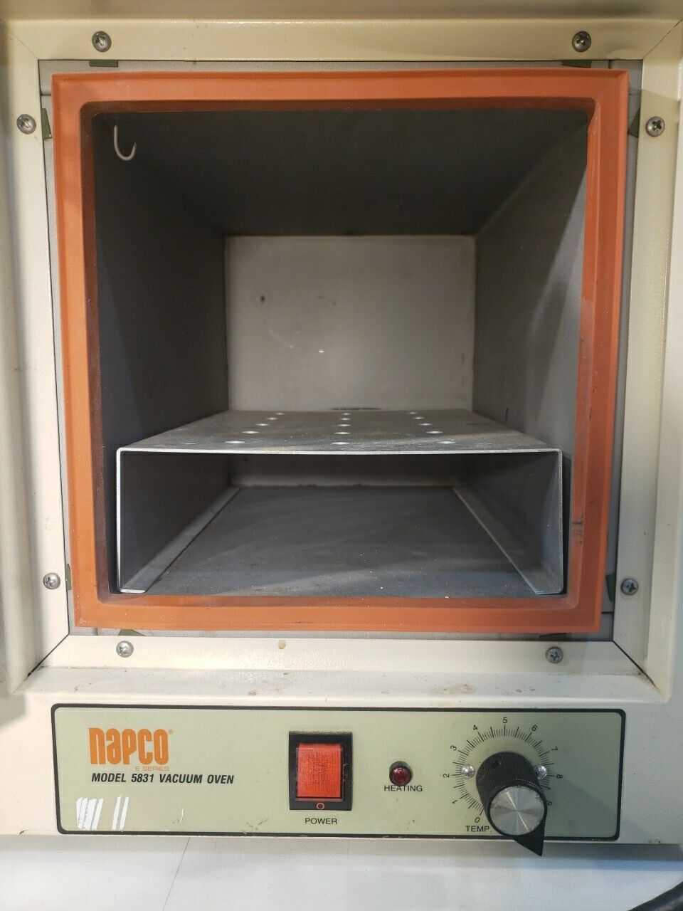 Napco 5831 Laboratory Vacuum Oven E-Sr Benchtop 120v 550W Lab Working, Holds Vac