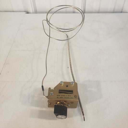 United Electric E55S Series 12067-1 8716 Temperature Switch 15A 125/250 VAC