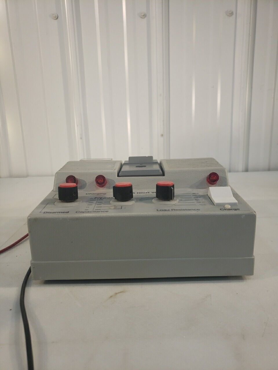 Invitrogen Corporation Electroporator II Voltmeter Biology Cell Membrane