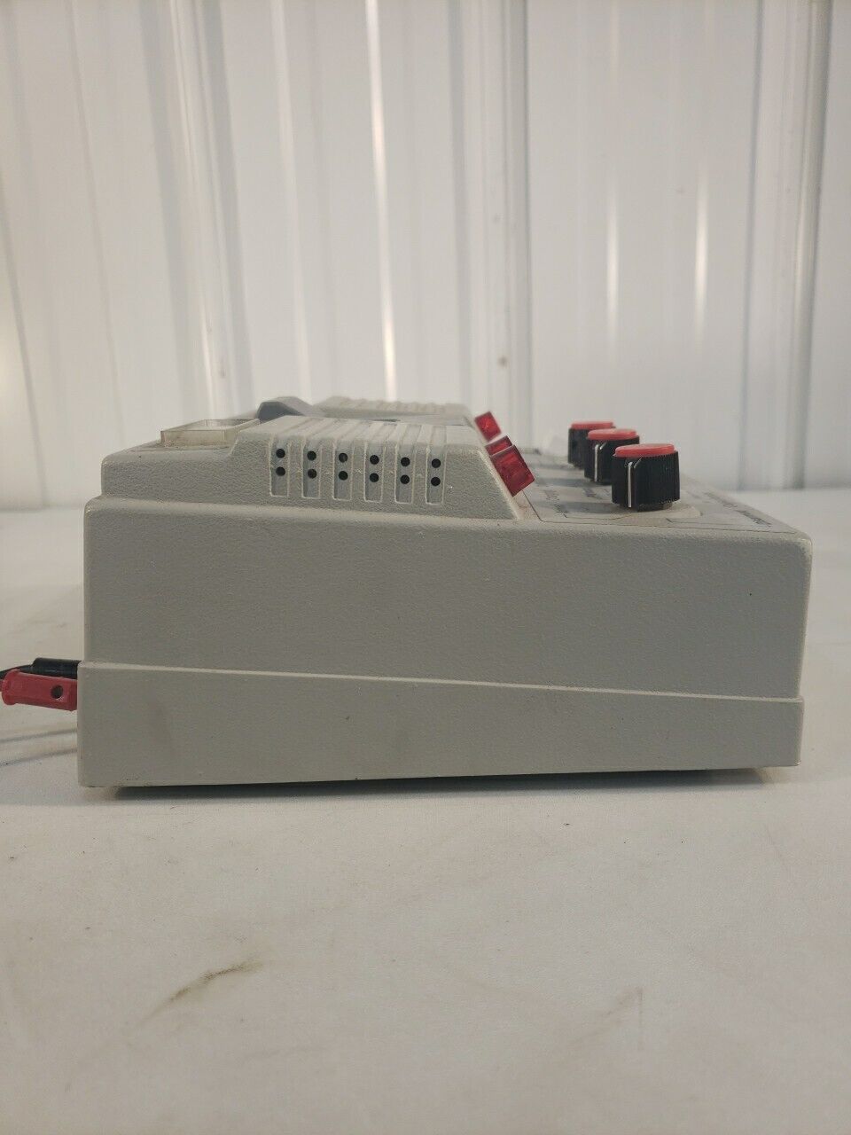 Invitrogen Corporation Electroporator II Voltmeter Biology Cell Membrane