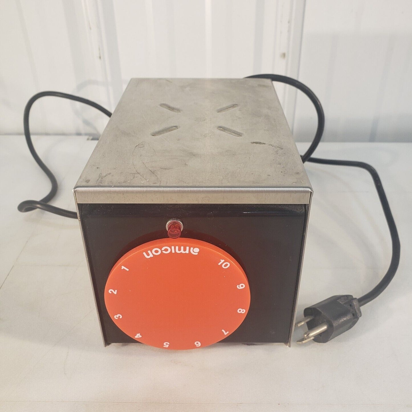 Amicon MT2 680 Magnetic Stirrer 115V 60Hz