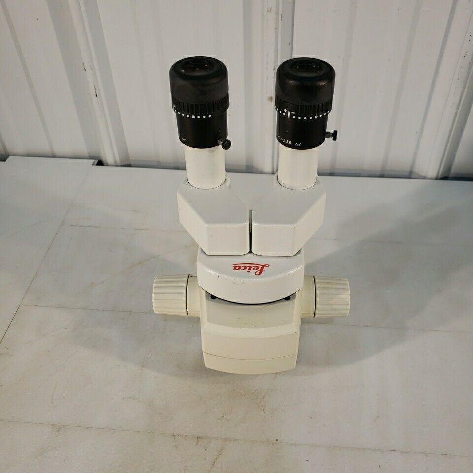 Leica MS5 Microscope Stereozoom Adjustable Height 0.63-4 Zoom w/ 25x Eyepieces