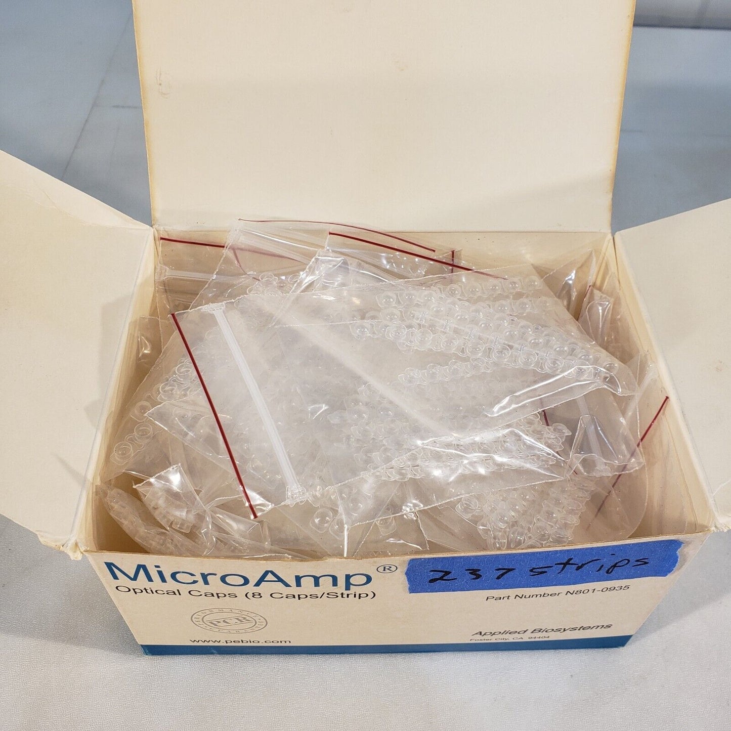 Applied Biosystems N801-0936 MicroAmp Optical Caps 237 Strips