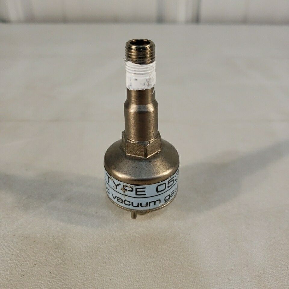 Varian 0531 Thermocouple Vacuum Pressure Gauge 1/4" Tube