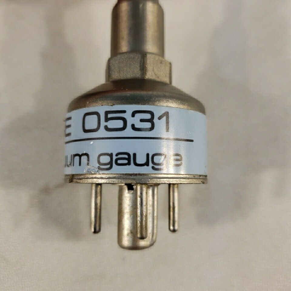 Varian 0531 Thermocouple Vacuum Pressure Gauge 1/4" Tube