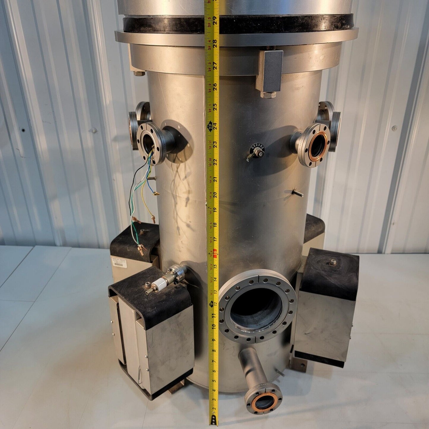 14" Diameter Varian High Vacuum Chamber w/ 2.75" DN35CF 6" DN100CF Conflat Flgs