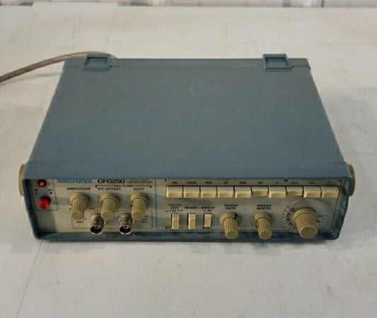 Tektronix CFG 250 Function Generator - Tested Works