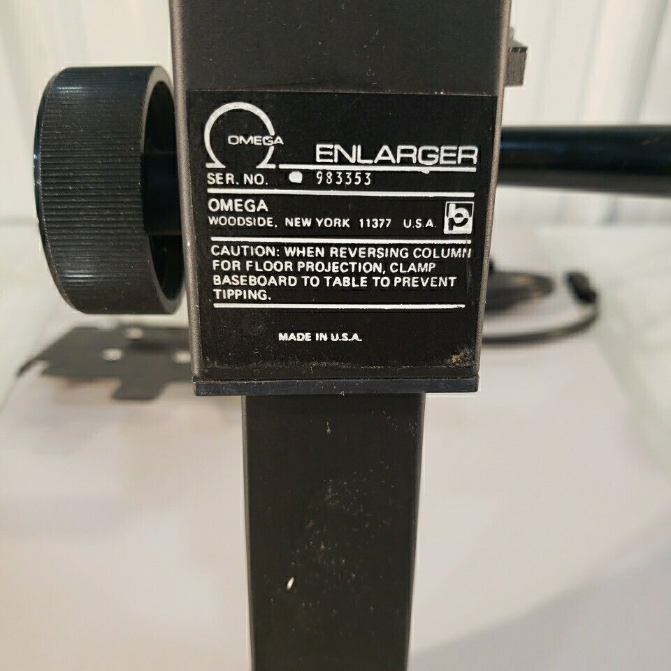 Omega C-700 Lamphouse Condenser w/ 55cm Adjustable Z-axis No Lens No Lightbulb