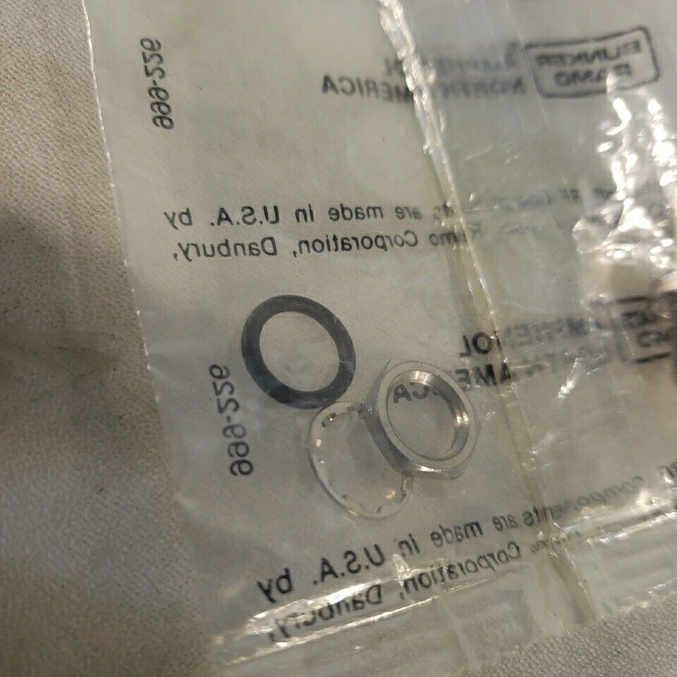 Amphenol UG -657A/U BNC Straight Receptacle Jack Solder Cup Bulkhead Front Mount