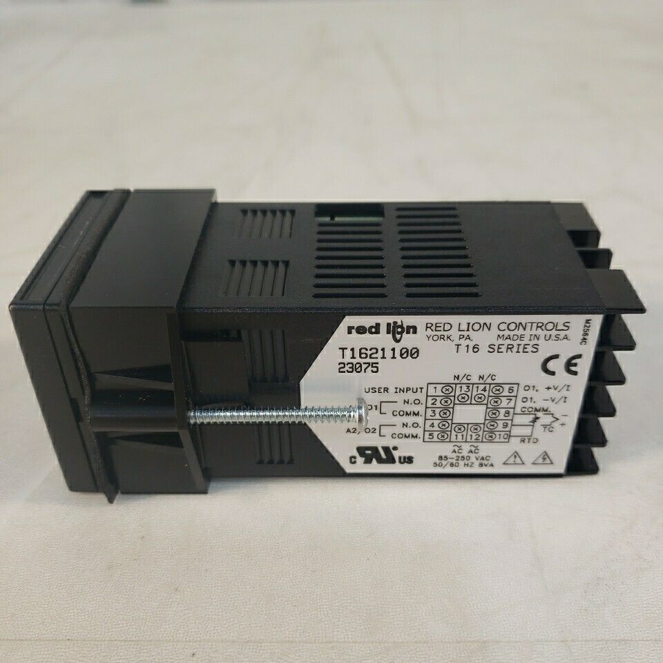 Red Lion T1621100 Digital Temperature Controller - Powers on Works