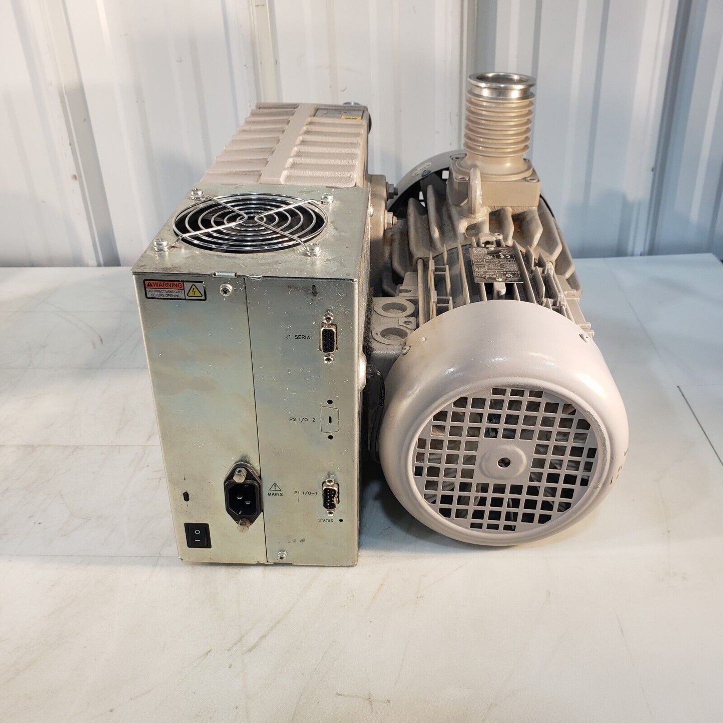 *FOR PARTS* Varian MS40+ Vacuum Pump 220V, KF40 Inlet KF25 Exhaust High Vacuum