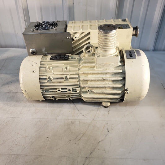 **FOR PARTS* Varian MS40+ Vacuum Pump 220V KF40 Inlet KF25 Exhaust High Vacuum