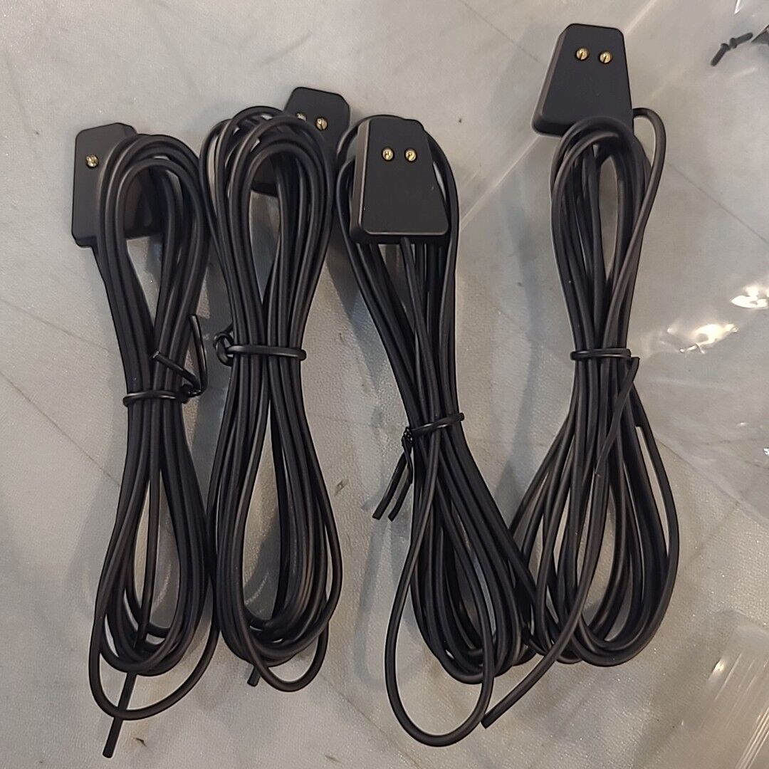 Revolabs 05-Elitecrov4 Cross Over Adapter Mircrophone Installation