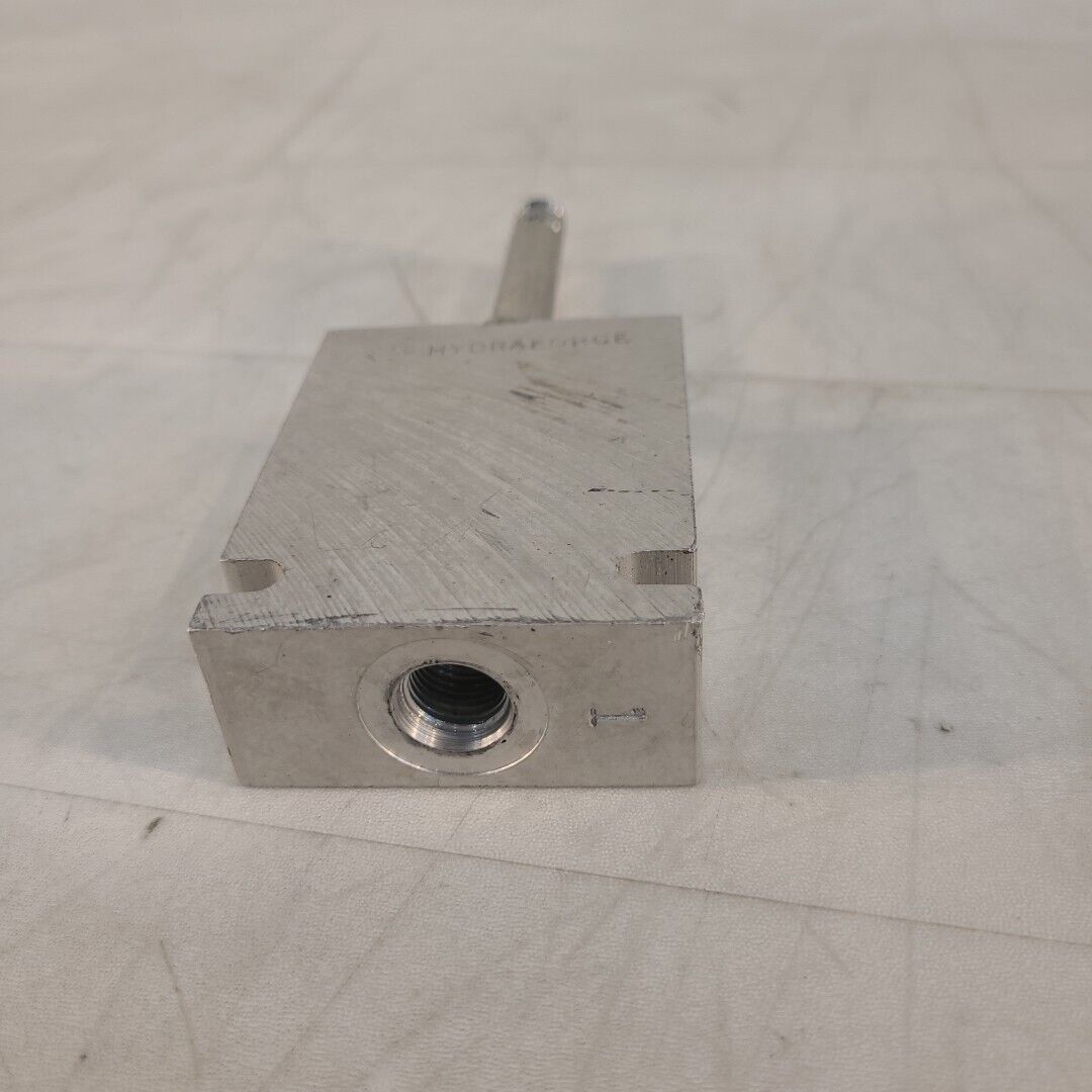 Hydraforce 7024860 Manifold Valve Body Housing 5-Way W/SV08-47A Distributor