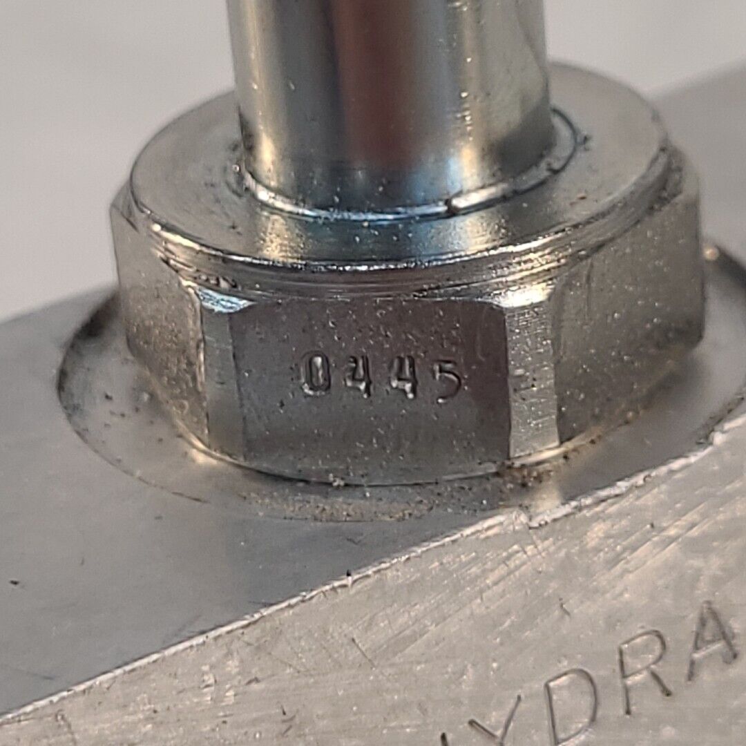Hydraforce 7024860 Manifold Valve Body Housing 5-Way W/SV08-47A Distributor