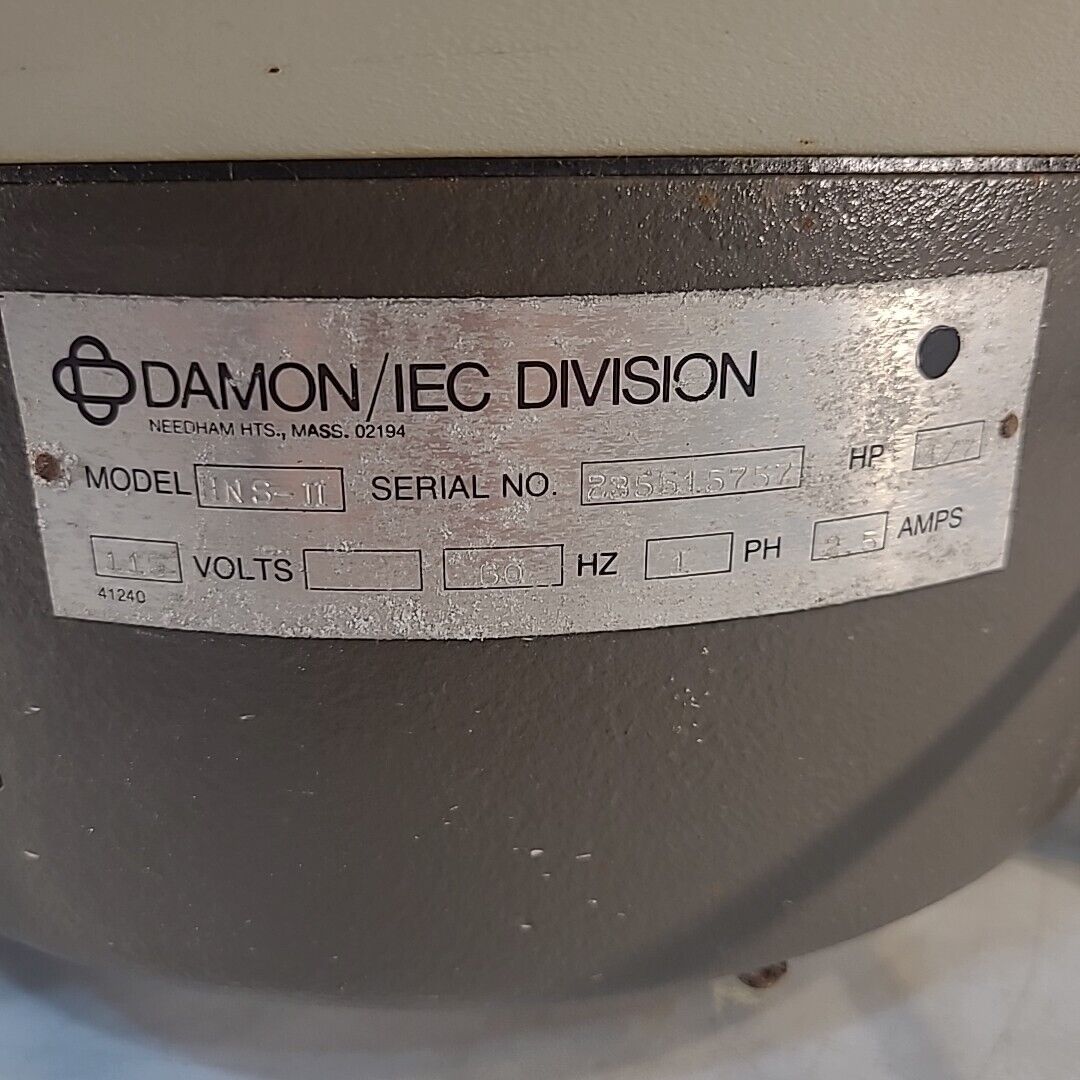 *Spins Up, RPM Gauge Doesn't Work* Damon HN/SII Centrifuge W/Rotor & 2 IEC 398