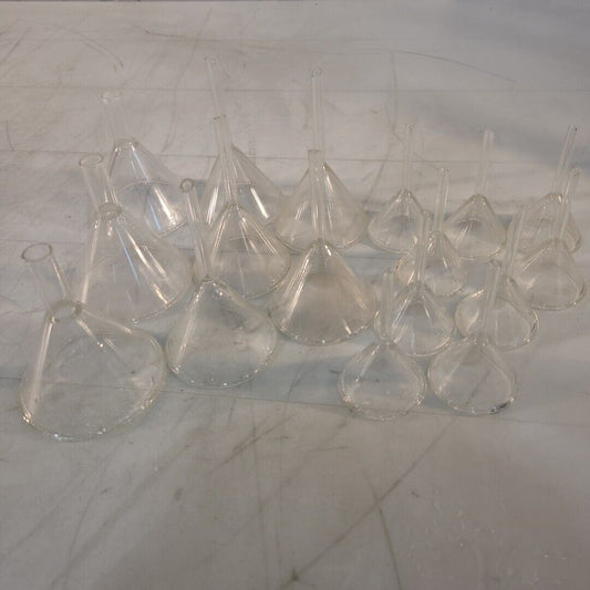Lot Of 17- Kimax 58 Filter Funnels Labratory Glassware 3x 125mL 5x 75mL 9x 25mL