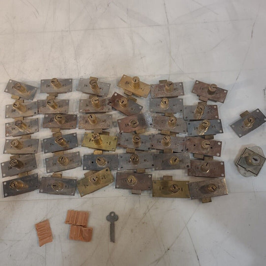 Lot Of 38 Corbin Yale Best Cabinet Lock Cylinder Antique 1 Keys 8Y2 4J10 2J1 8Y4