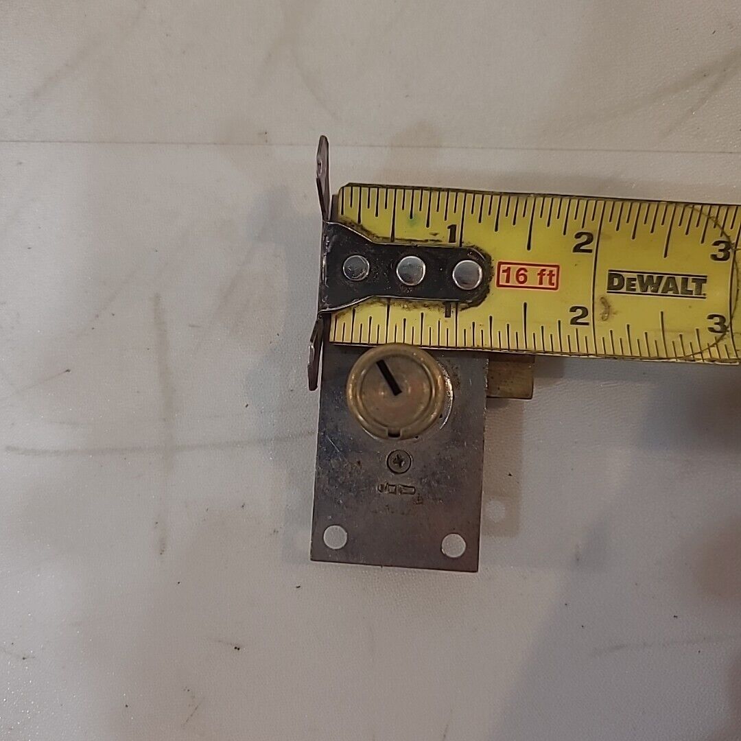 Lot Of 38 Corbin Yale Best Cabinet Lock Cylinder Antique 1 Keys 8Y2 4J10 2J1 8Y4