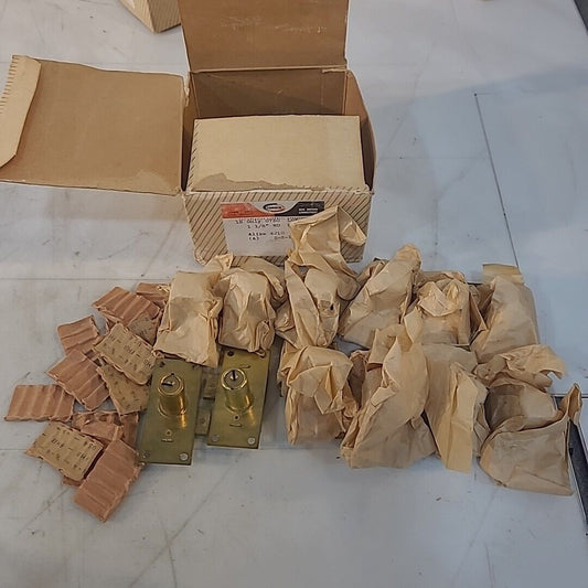 LOT OF 12 Corbin 0750 LOX 1 1/8" WD No Keys 4J10 Cabinet Locks Latch 5-3-1-327