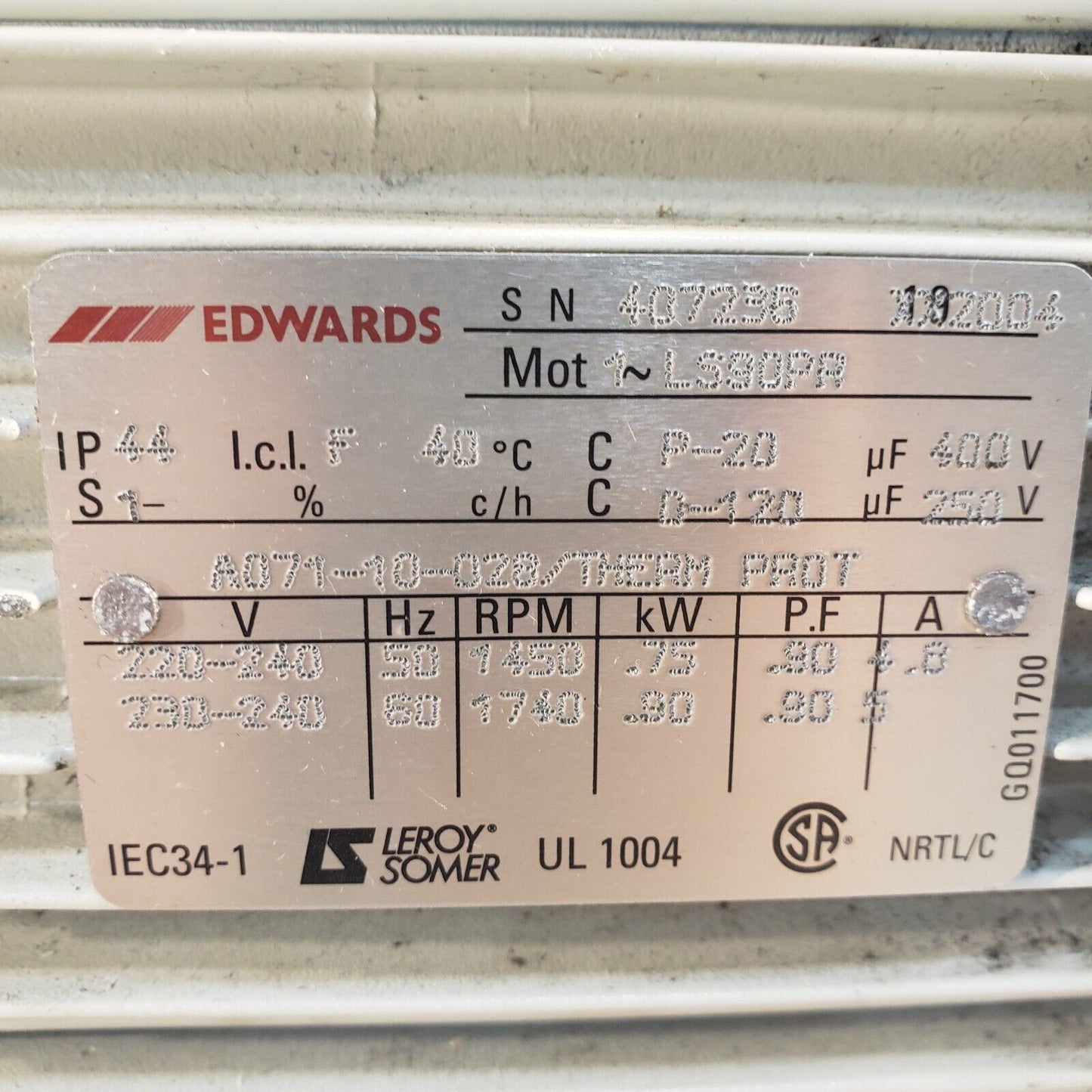 *Pulls Down to 2.9 mTorr* Edwards E2M30 Vacuum Pump KF25 Inlet 220V Single Phase