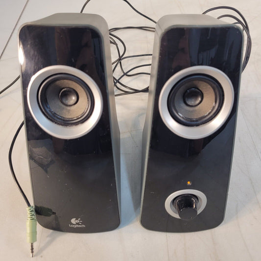Logitech z320 Speaker System Left And Right Speaker S-00079 16V 1.12A