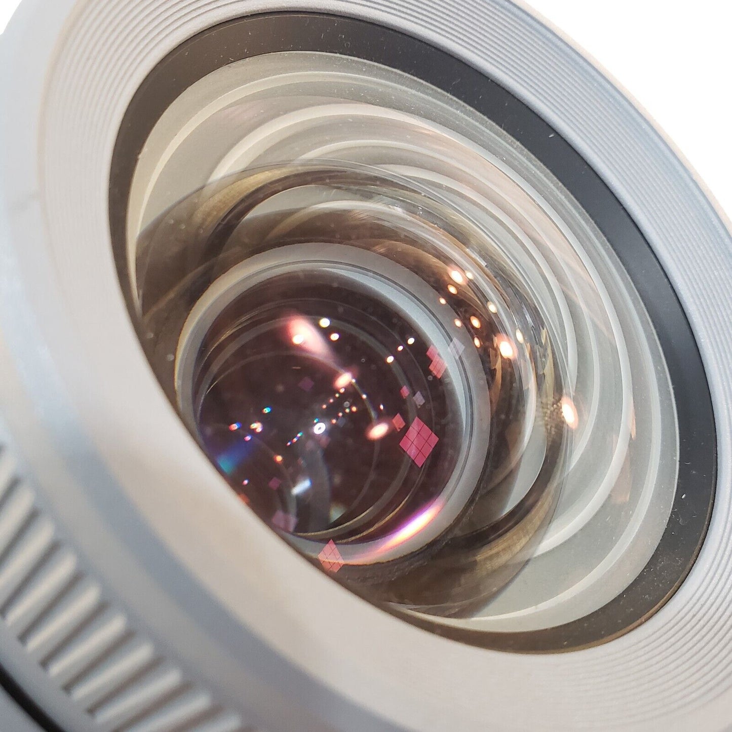 NEC PA550W Projector Distorted Display, Good NP21LP Lamp - For Parts