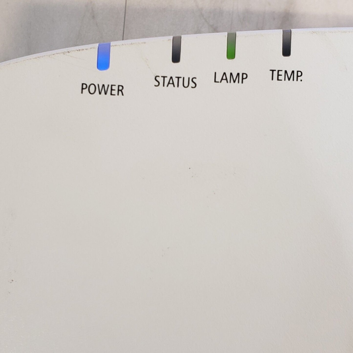 NEC PA550W Projector Distorted Display, Good NP21LP Lamp - For Parts