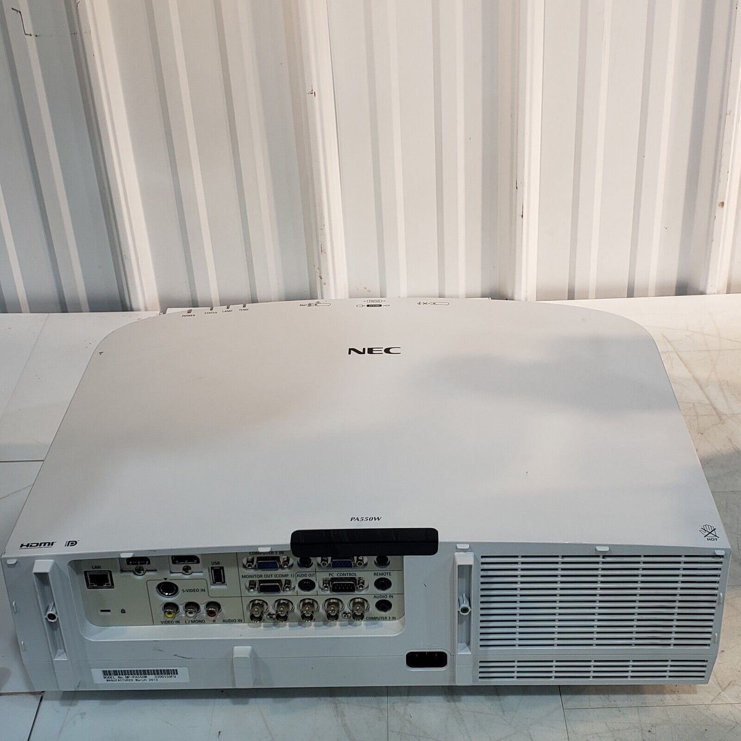 NEC PA550W Projector For Parts Does Not Work Power&Status Light Flash NP-PA550W