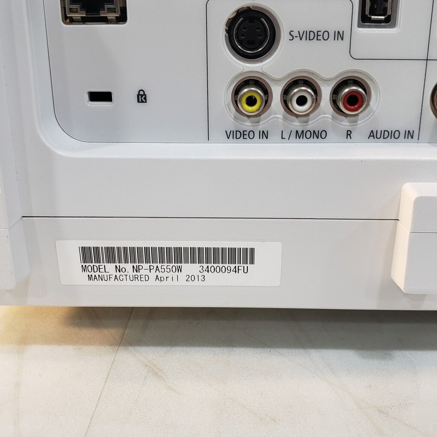 NEC PA550W Projector For Parts Does Not Work Power&Status Light Flash NP-PA550W