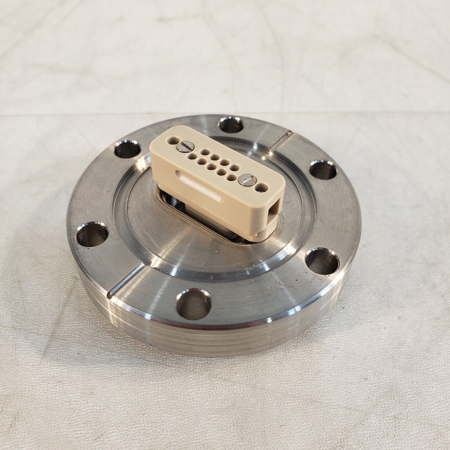 2.75" DN35CF 9-Pin Electrical Feed Through DB9 Connector Conflat Flange