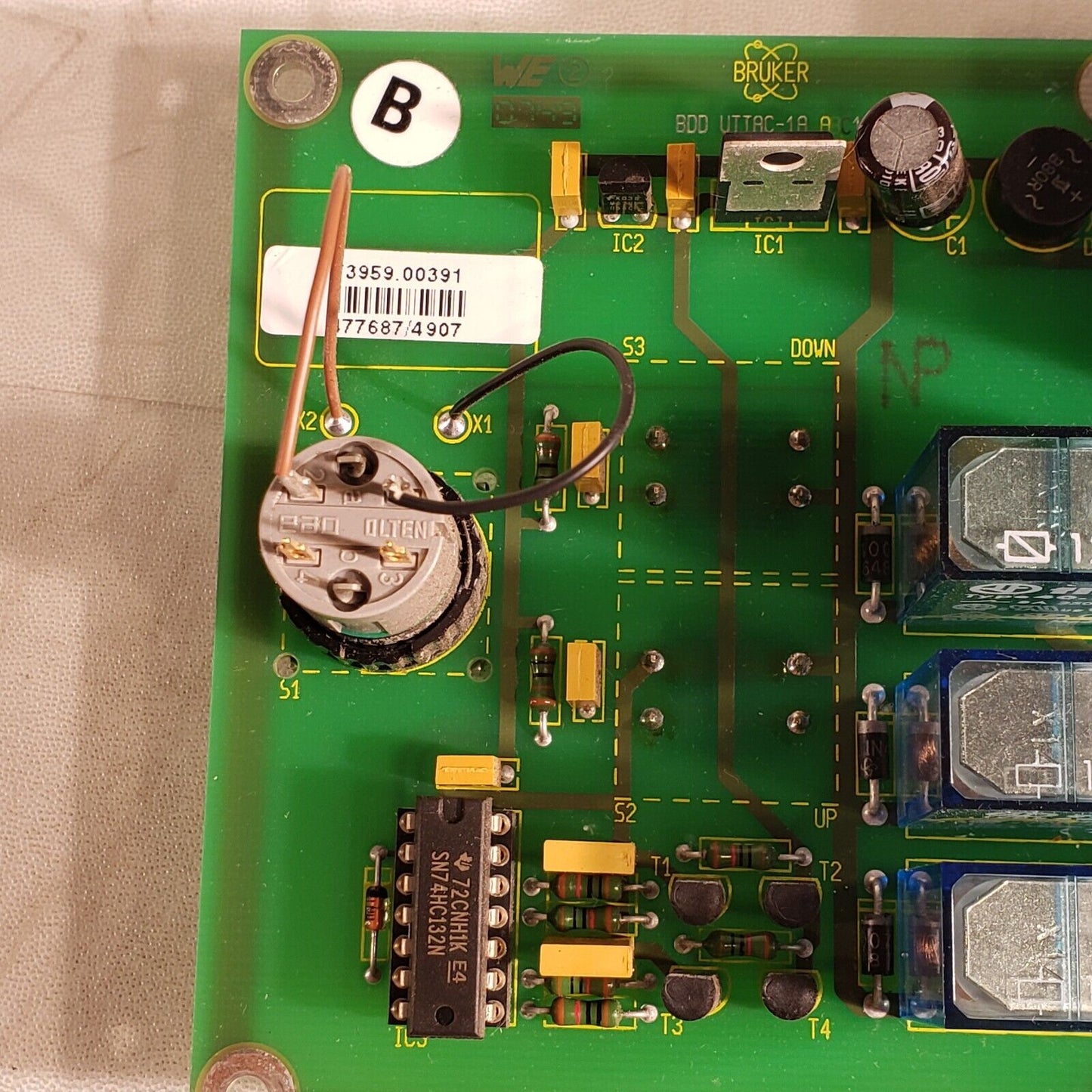 Bruker 73959.00391 Key Switch Relay BDD UTTAC-1 From Mass Spec Ultraflex II