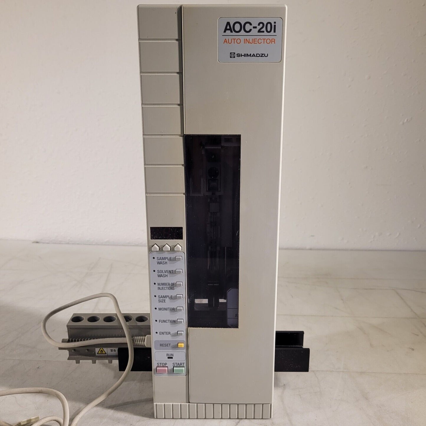 SHIMADZU AOC-20i Auto Injector 221-72314-38 Sampler for GC-2014 w/ Cord
