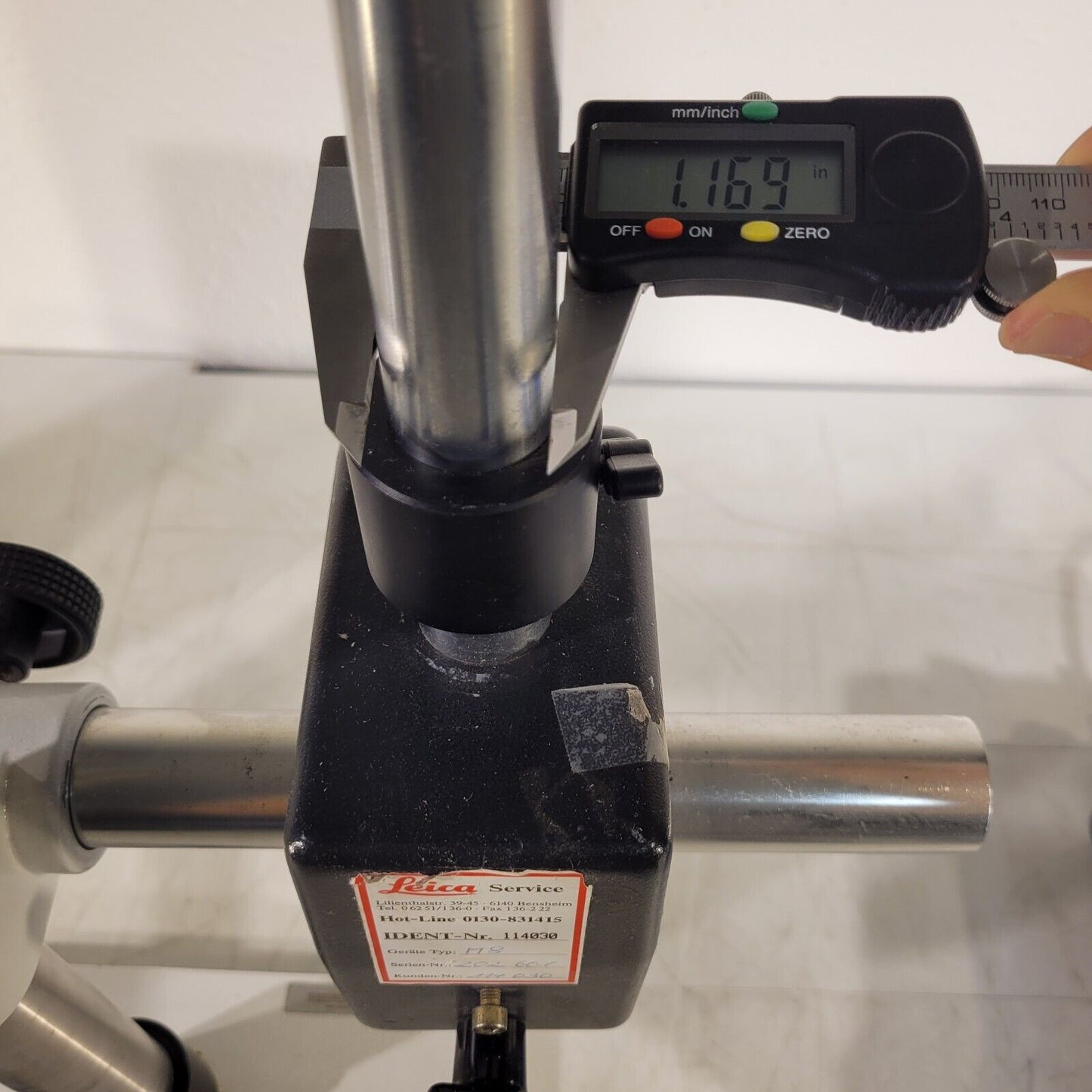 Leica Wild Heerbrugg Microscope System Stand 35" Max Height 114030