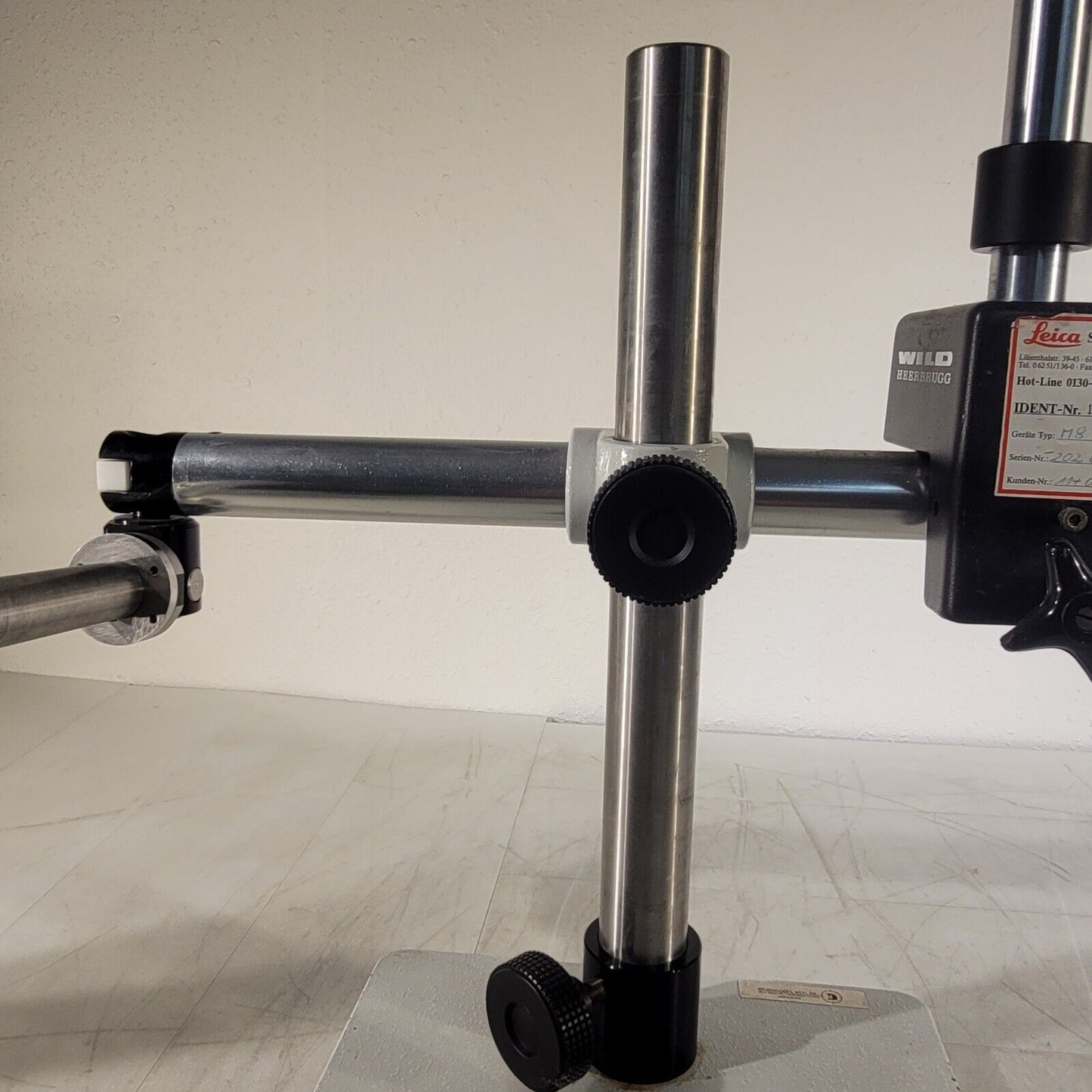 Leica Wild Heerbrugg Microscope System Stand 35" Max Height 114030