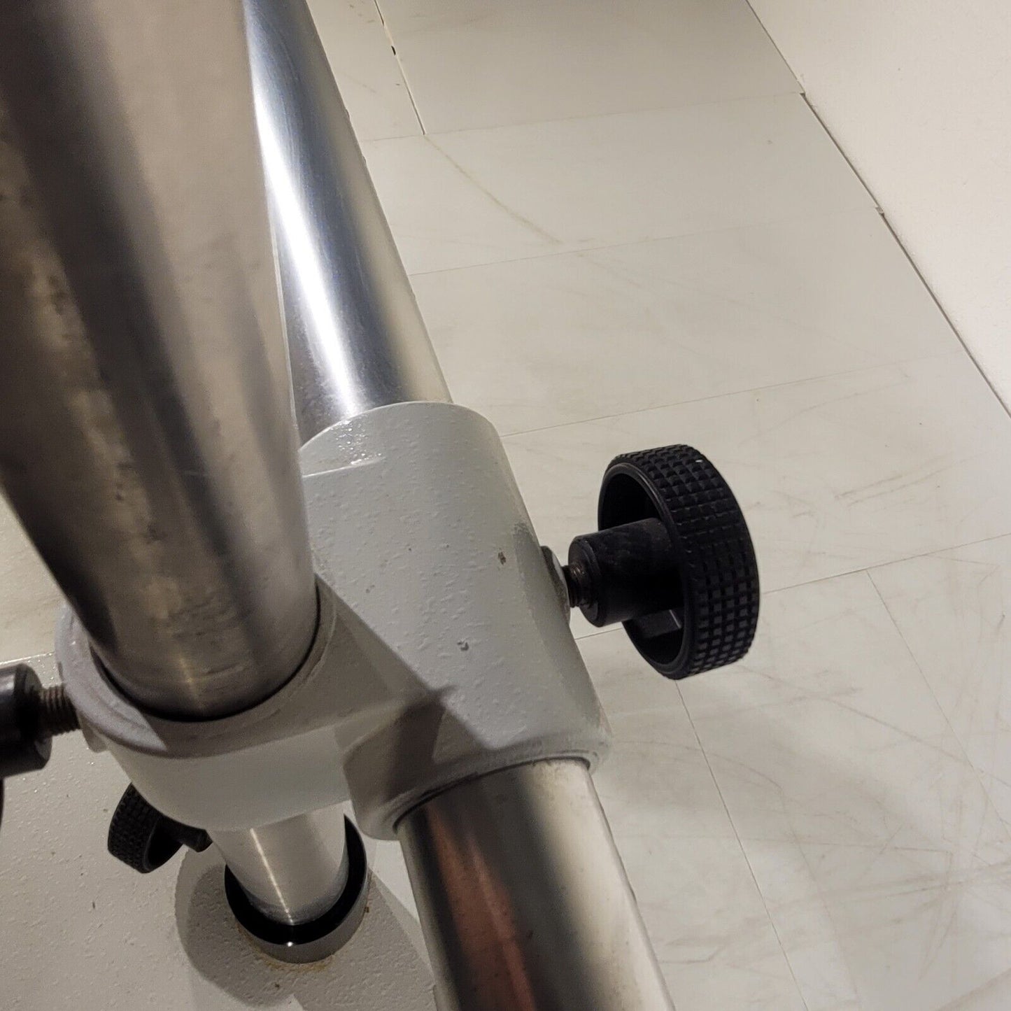 Leica Wild Heerbrugg Microscope System Stand 35" Max Height 114030