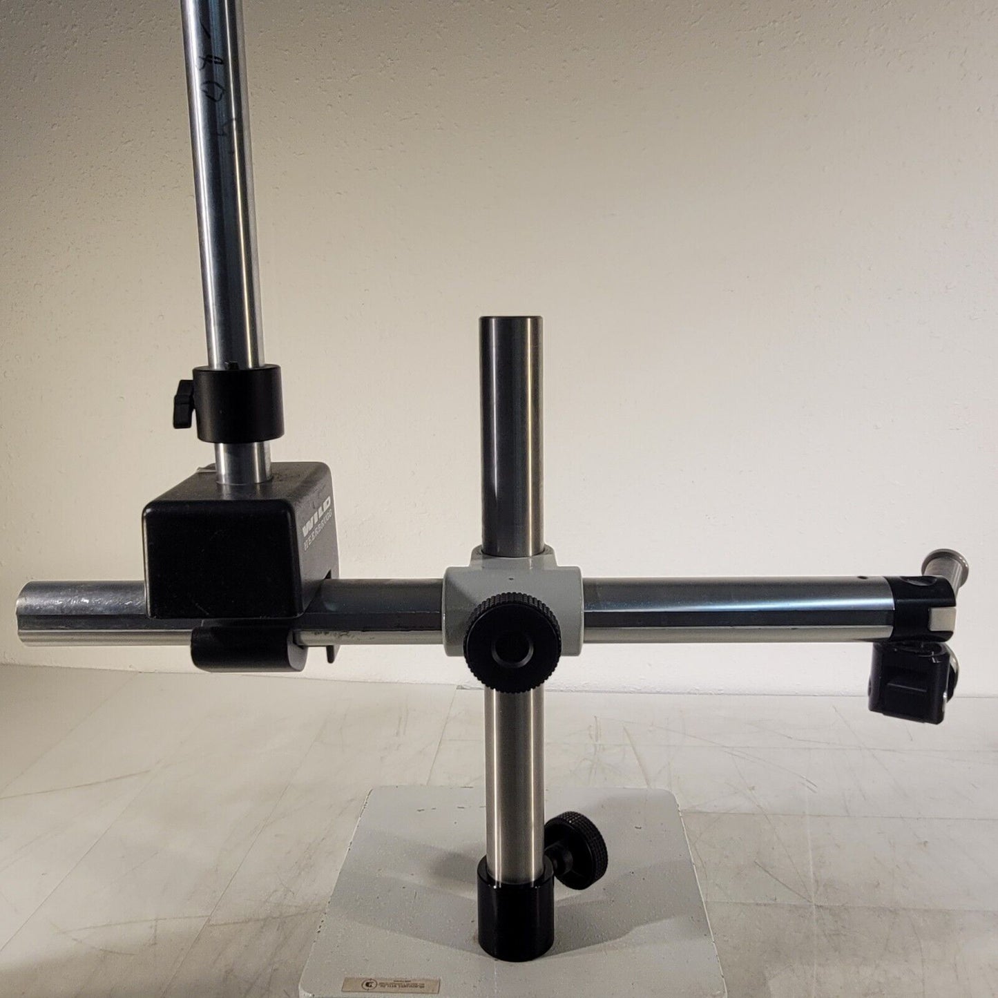 Leica Wild Heerbrugg Microscope System Stand 35" Max Height 114030