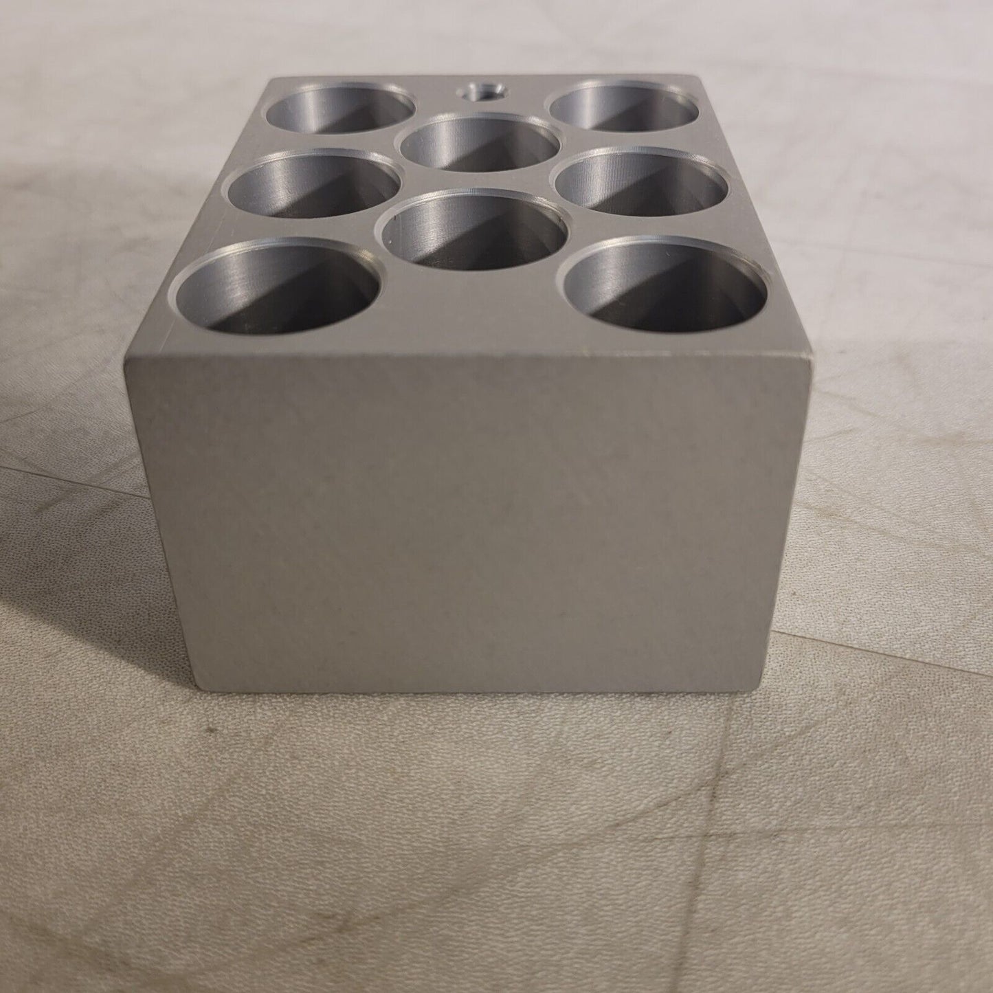VWR 12621-134 Modular Heating Block 23mm Vial Block 8-Well