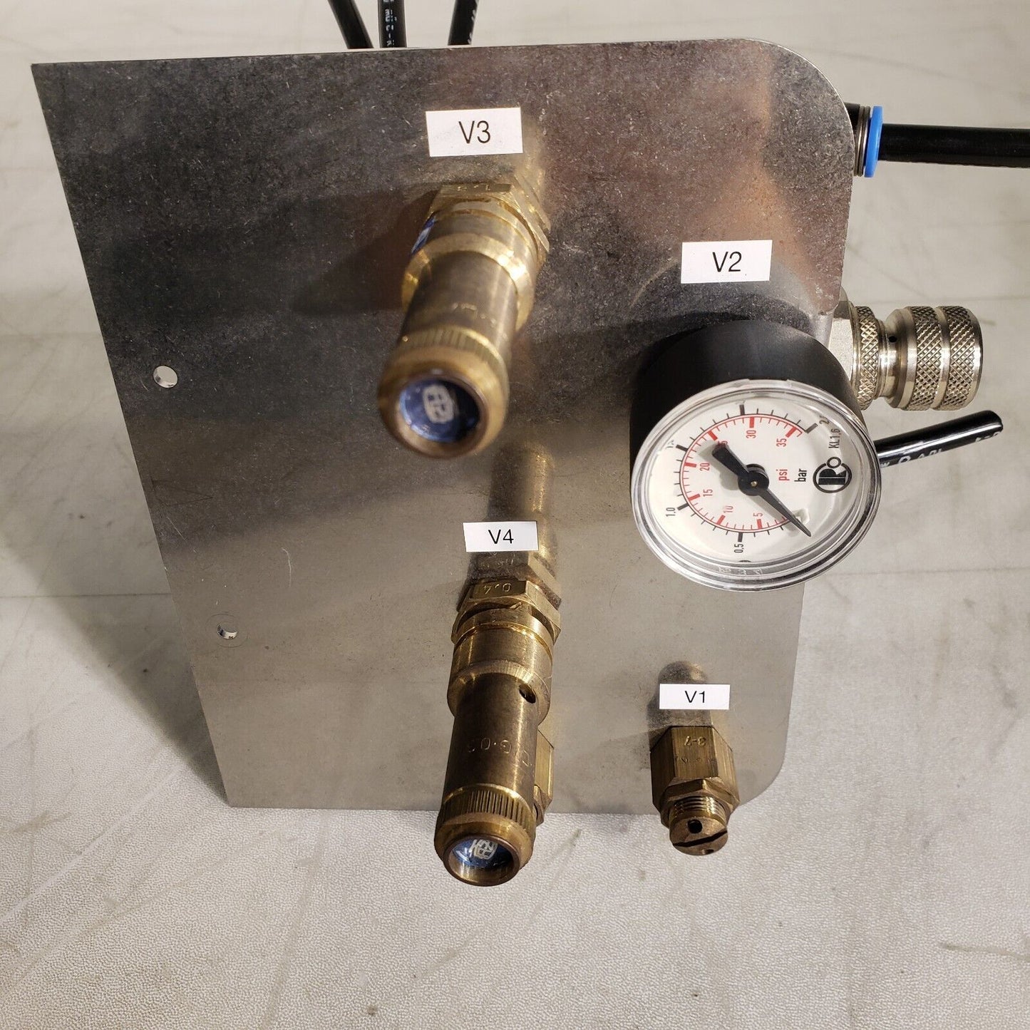 Kuhnke Air Manifold 50.780.00.25.10 TUV SV 05-882-8-D/G-0.57 from Bruker TOF