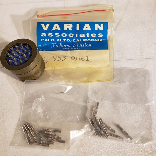 Amphenol MS3101A28-16P 20 Pin Connector Coaxial With Set Of Extra Pins Round