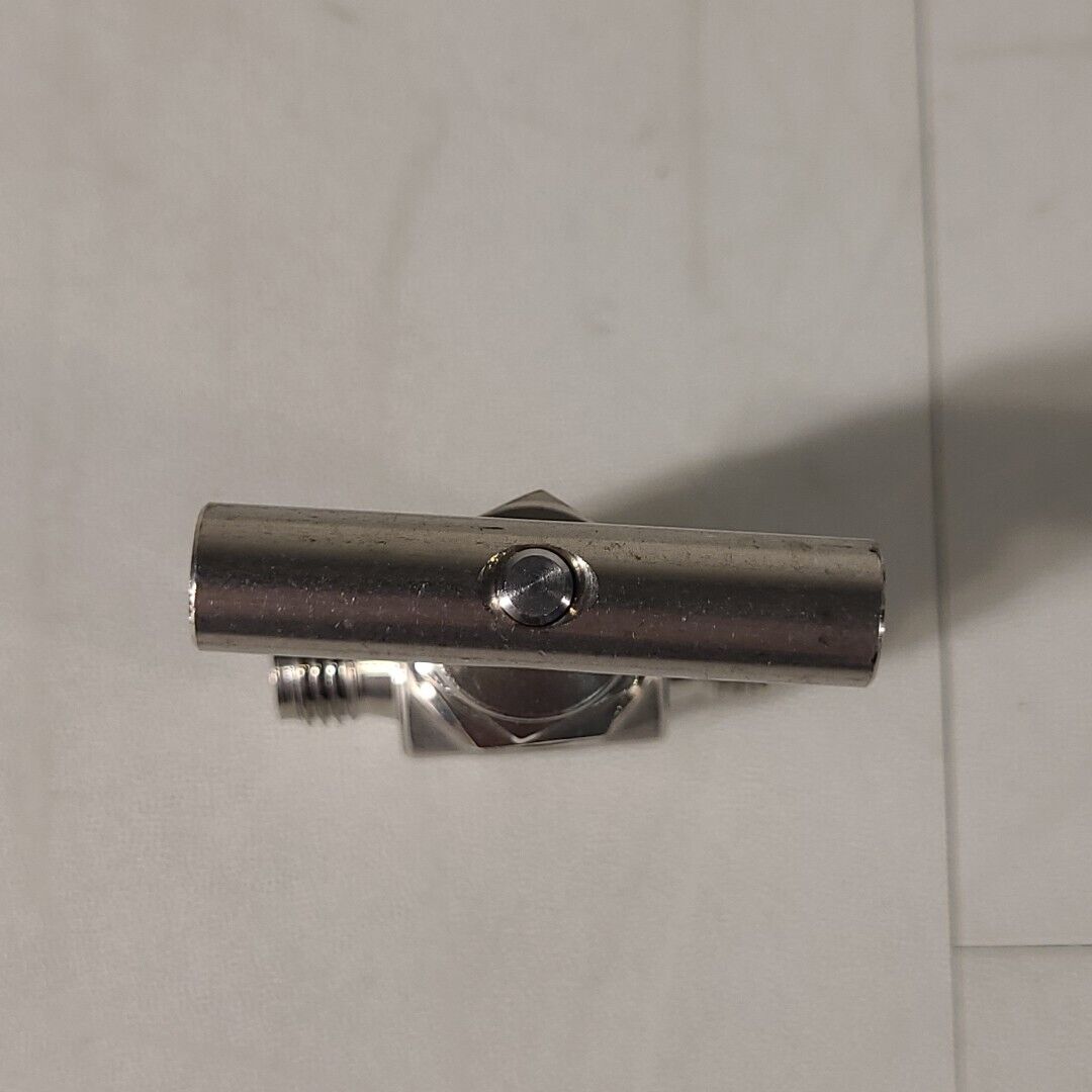 HyLok NV2H-6M-R 316 Integral Bonnet Needle Valve NV Series