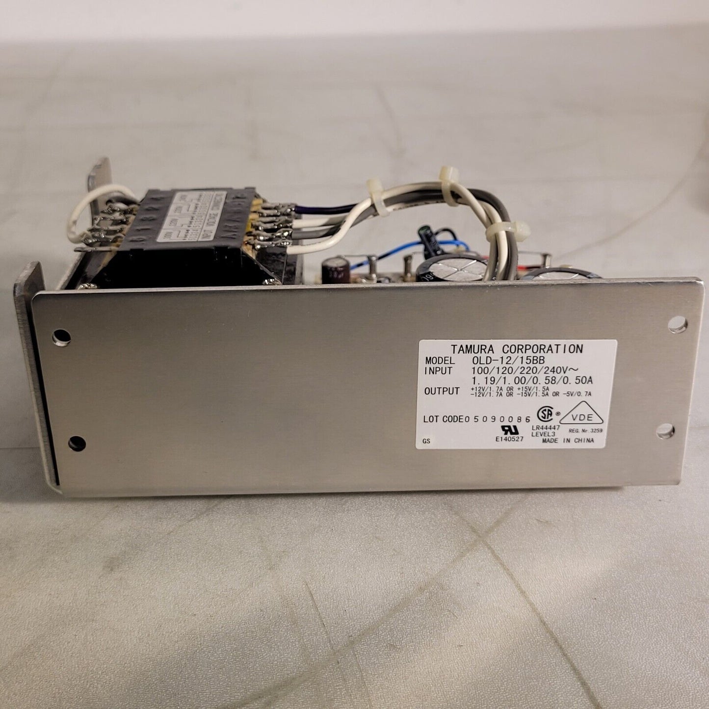 Tamura OLD-12/15BB Power Supply 2P-P1-0150  Input:100V 120V 220V 240V 1.19A 1A