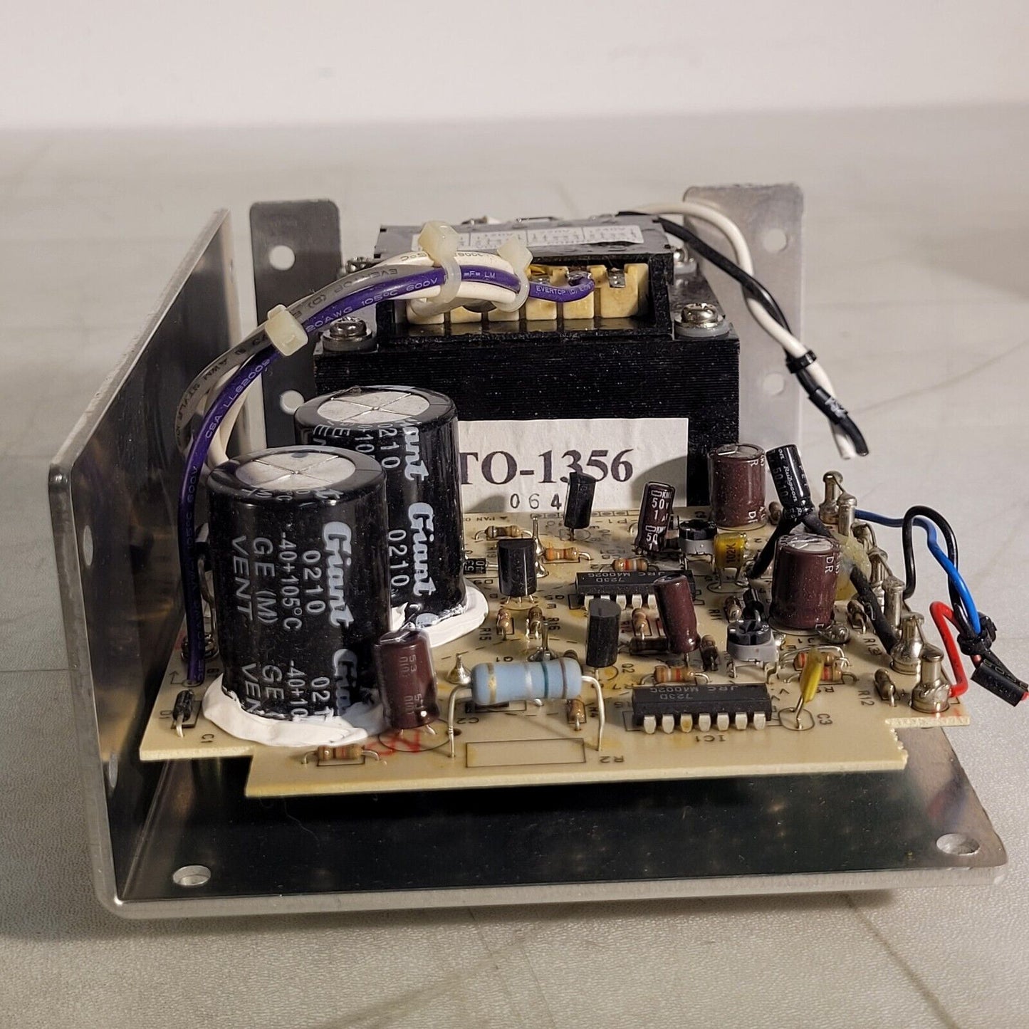 Tamura OLD-12/15BB Power Supply 2P-P1-0150  Input:100V 120V 220V 240V 1.19A 1A