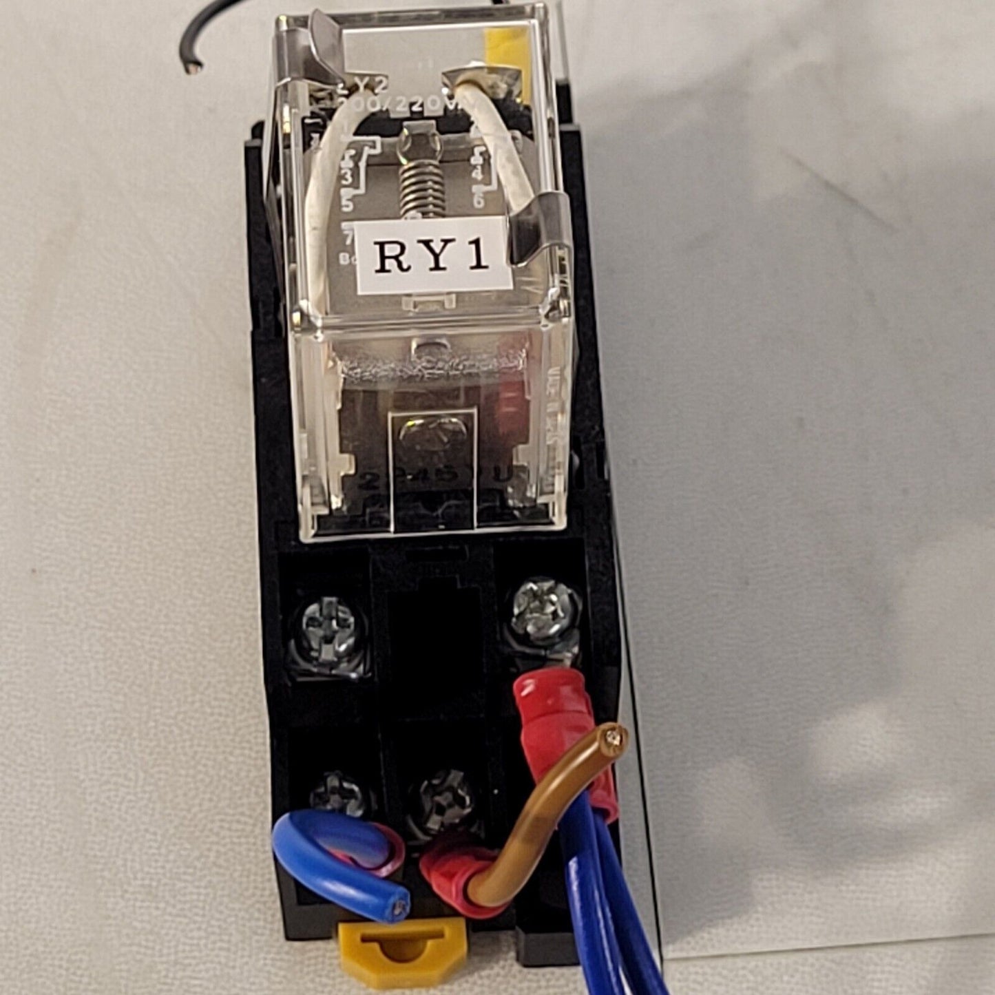 Omron LY2N 200/220 VAC Relay Electromagnetic DPDT 10A 110VAC  1/2HP  12A 240VAC