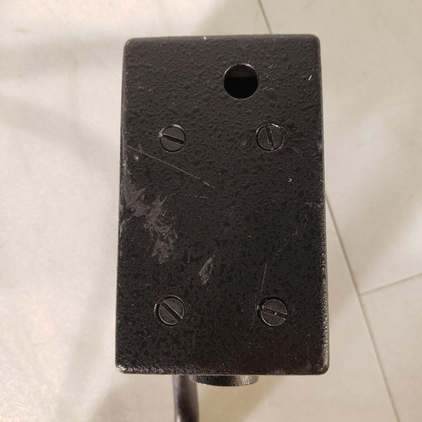 Newport 846 Laser Beam Safety Shutter XLR Connector