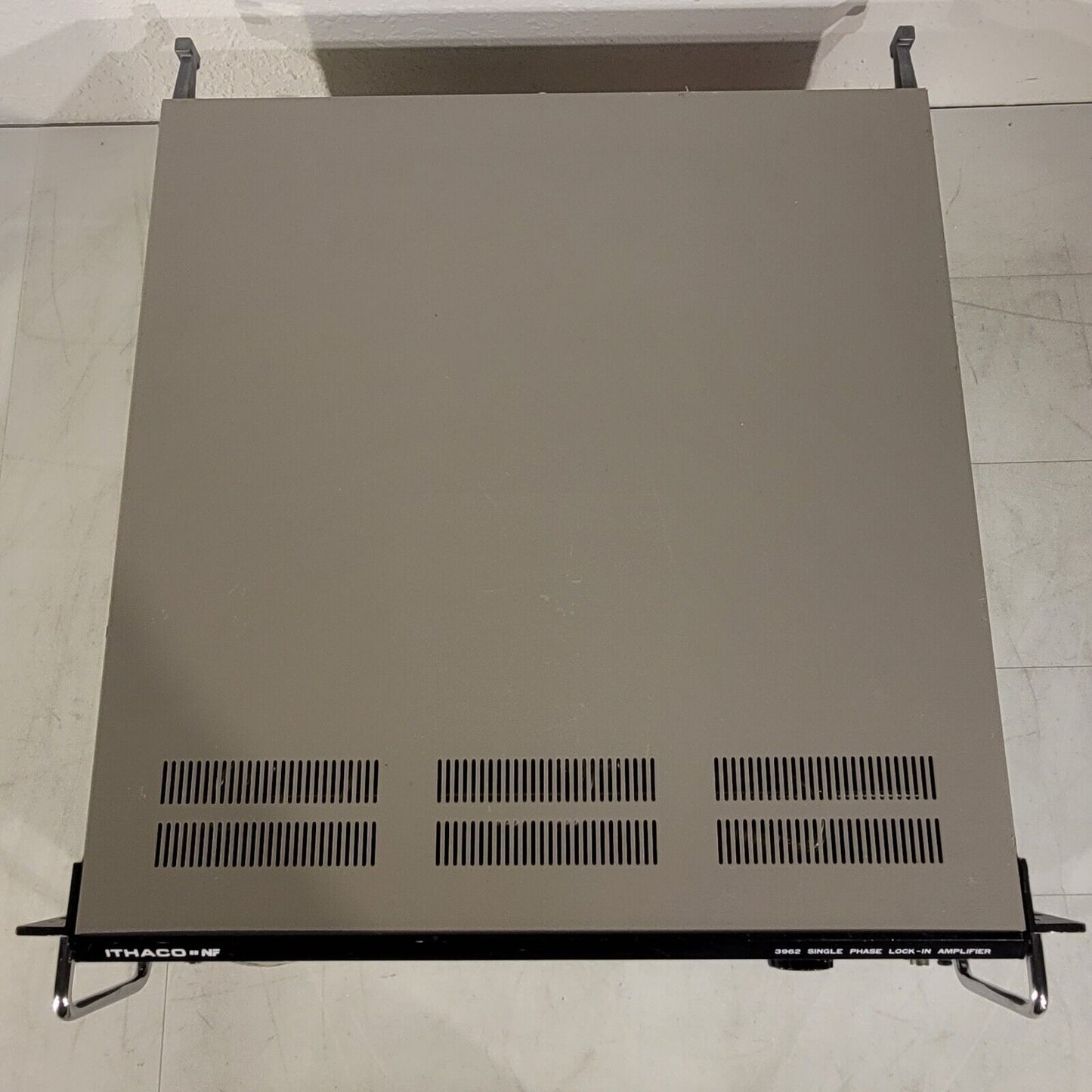 Ithaco 3962A Single Phase Lock-In Amplifier Auto Function Filter Frequency Adj